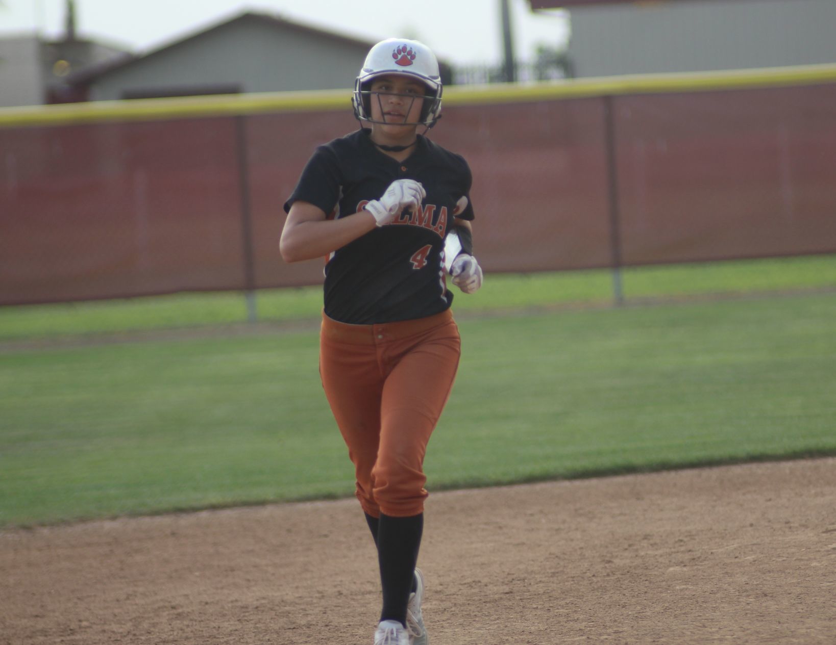 Selma wins Tulare Classic championship